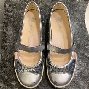 Juicy Couture Flats